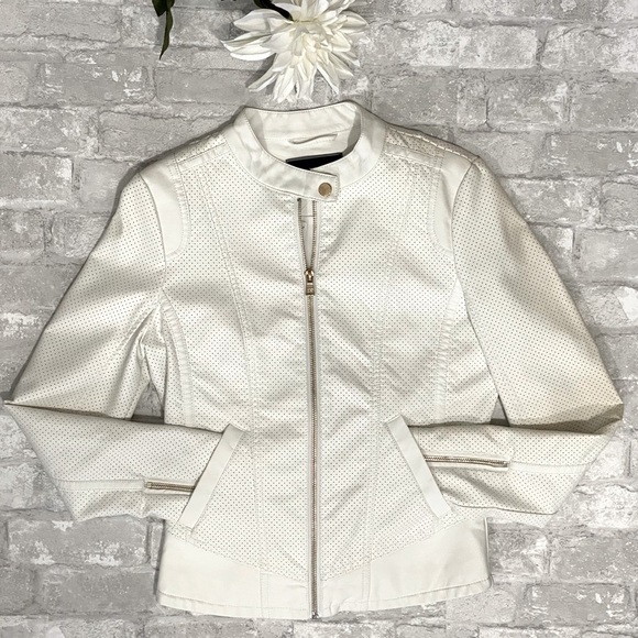 NWT Le Chateau Ivory Faux Leather Jacket 🌟HOST PICK - Picture 7 of 16